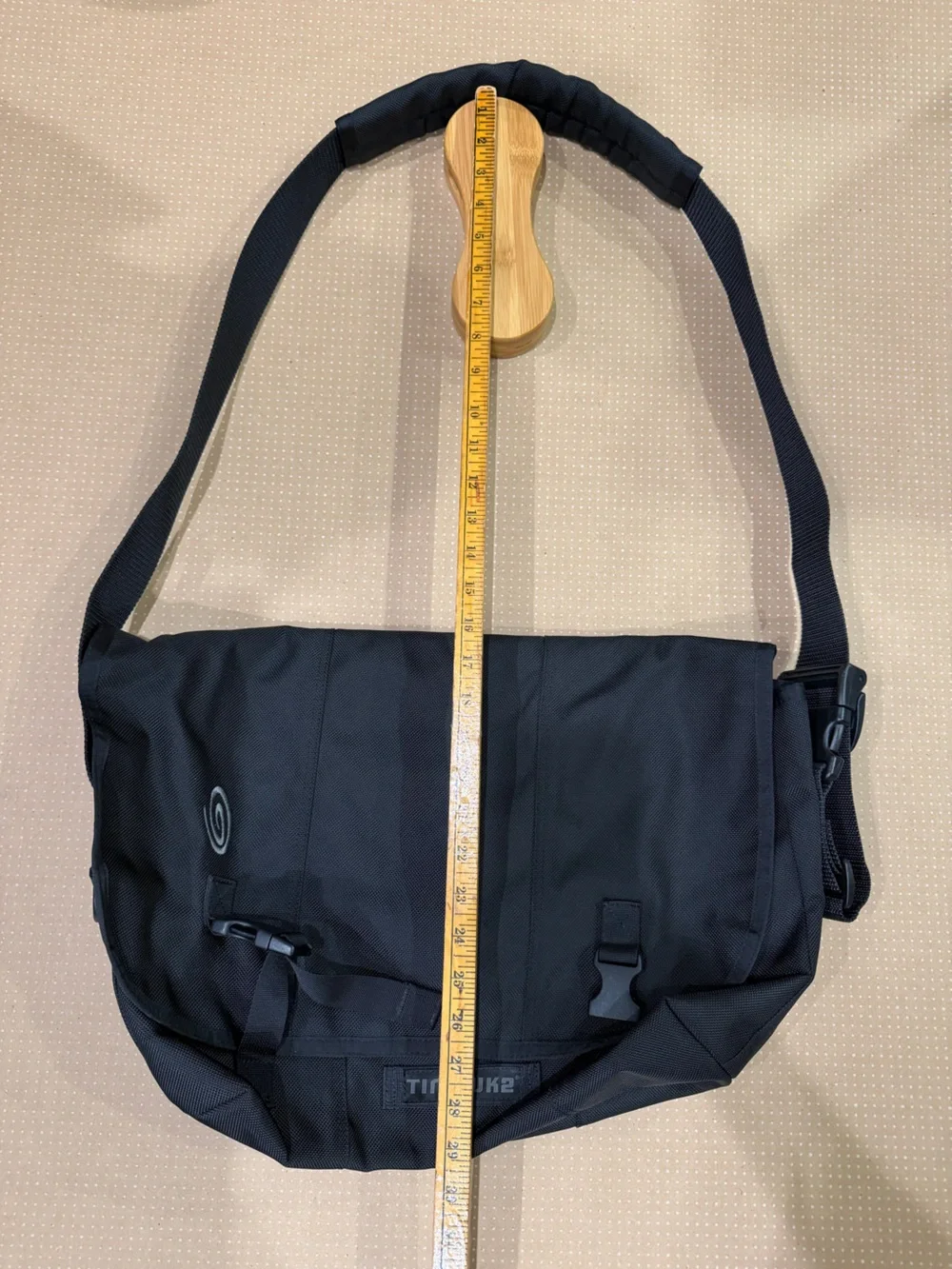EUC Vintage Timbuk2 Black Nylon Messenger Bag with Adjustable Strap - M